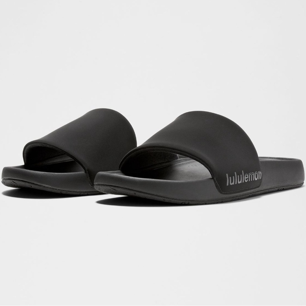 lululemon athletica Men's Black Slide Sandals Restfeel